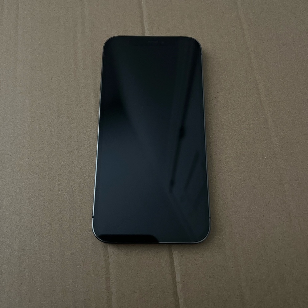 iPhone 12 Pro - Picture 4 of 5